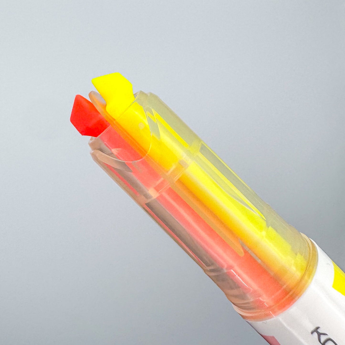 Kokuyo Beetle Tip Dual Colour Highlighter (various colours)