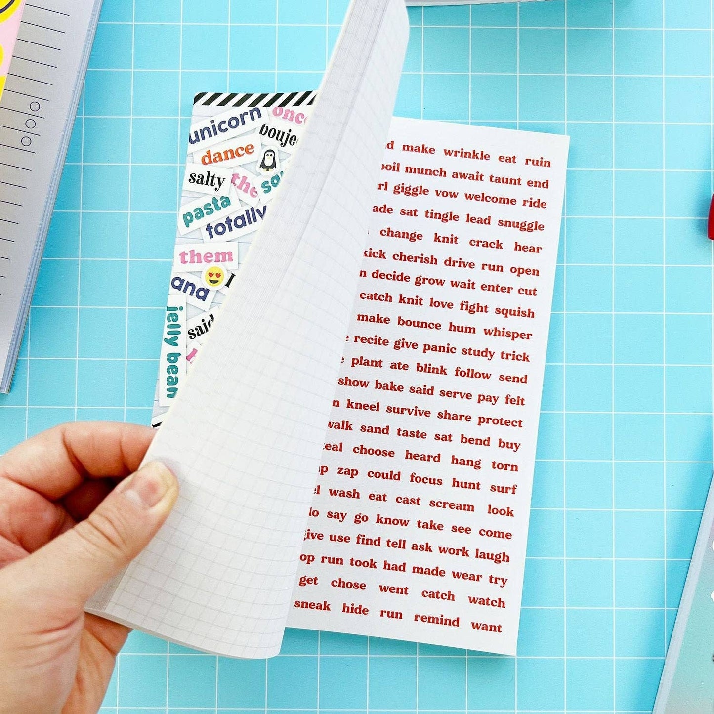 Pipsticks: Sticker Poetry Book (Trendy)